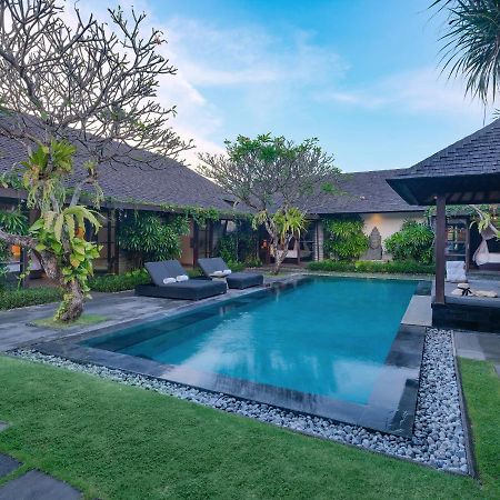 Peppers Seminyak Villa Exterior foto